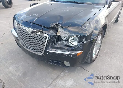 2009 Chrysler 300C Hemi z USA, uszkodzony, nr VIN 2C3LA63T39H525697